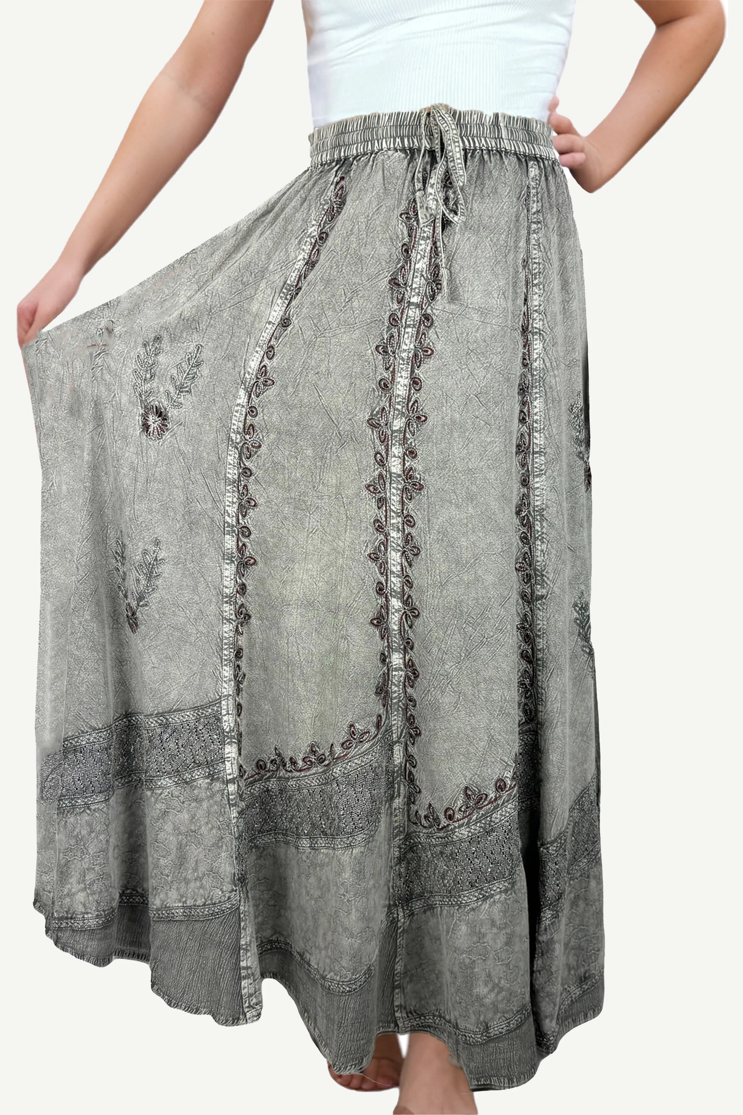 122 Skt Rayon Dazzling Flared Vintage Long Embroidered Net Skirt