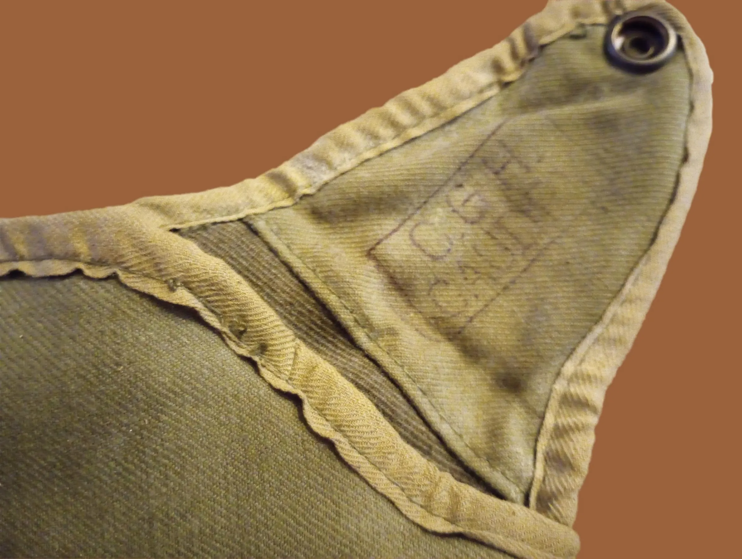 French Military Oversize Airborne Style Canteen With Cup & Cover 48 ounce